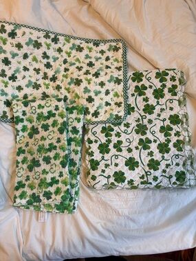 Green Shamrock Quilted Table Runner, Placemats, and Matching Towels